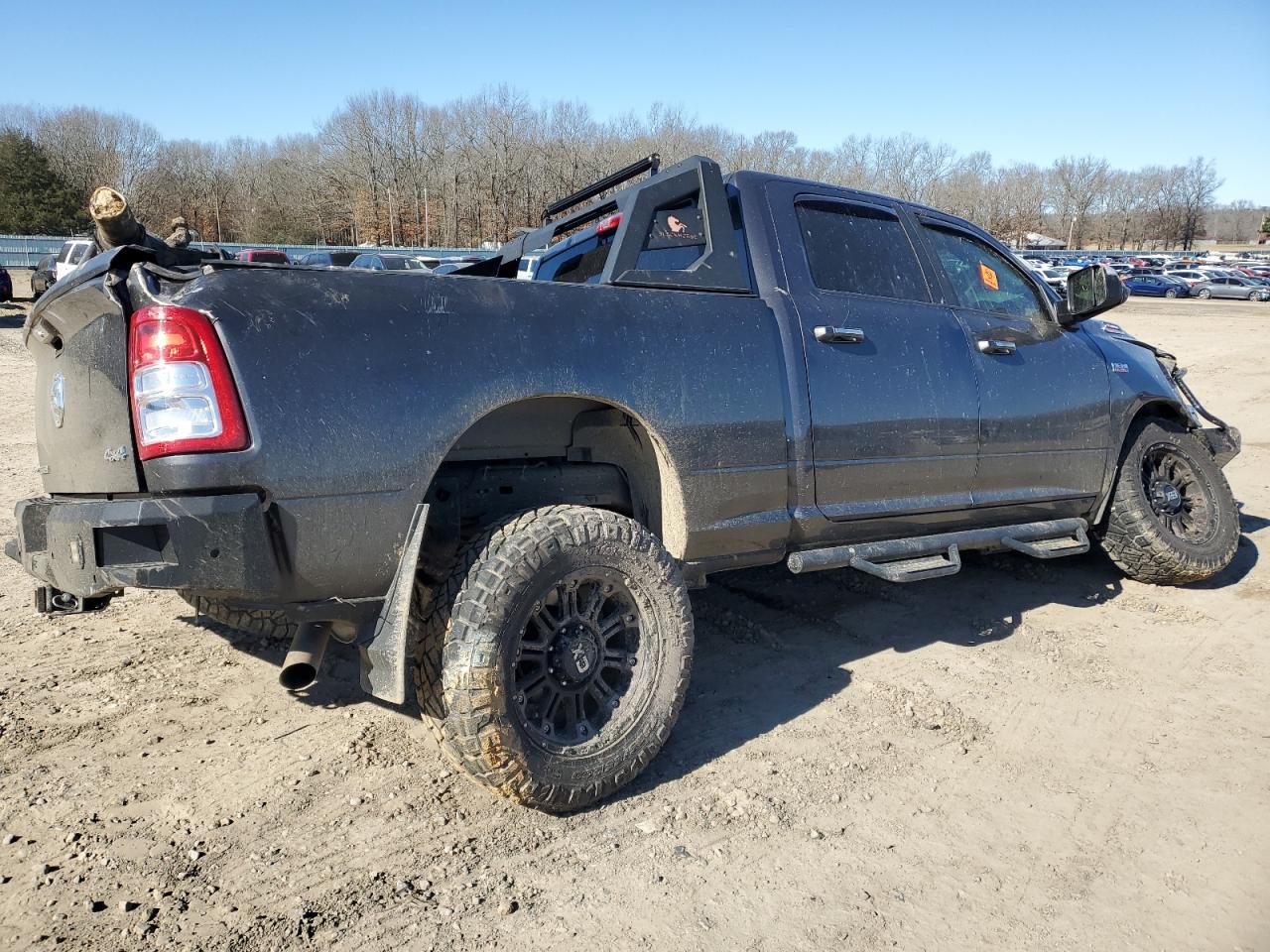 2019 RAM 2500 - Image 3