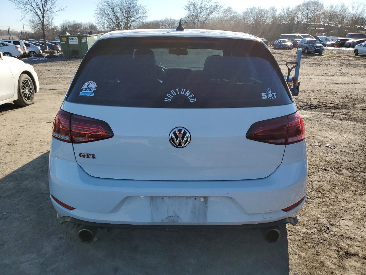 2019 Volkswagen GTI - Image 6