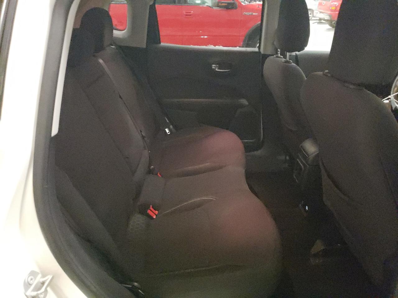 2019 Jeep Compass - Image 11