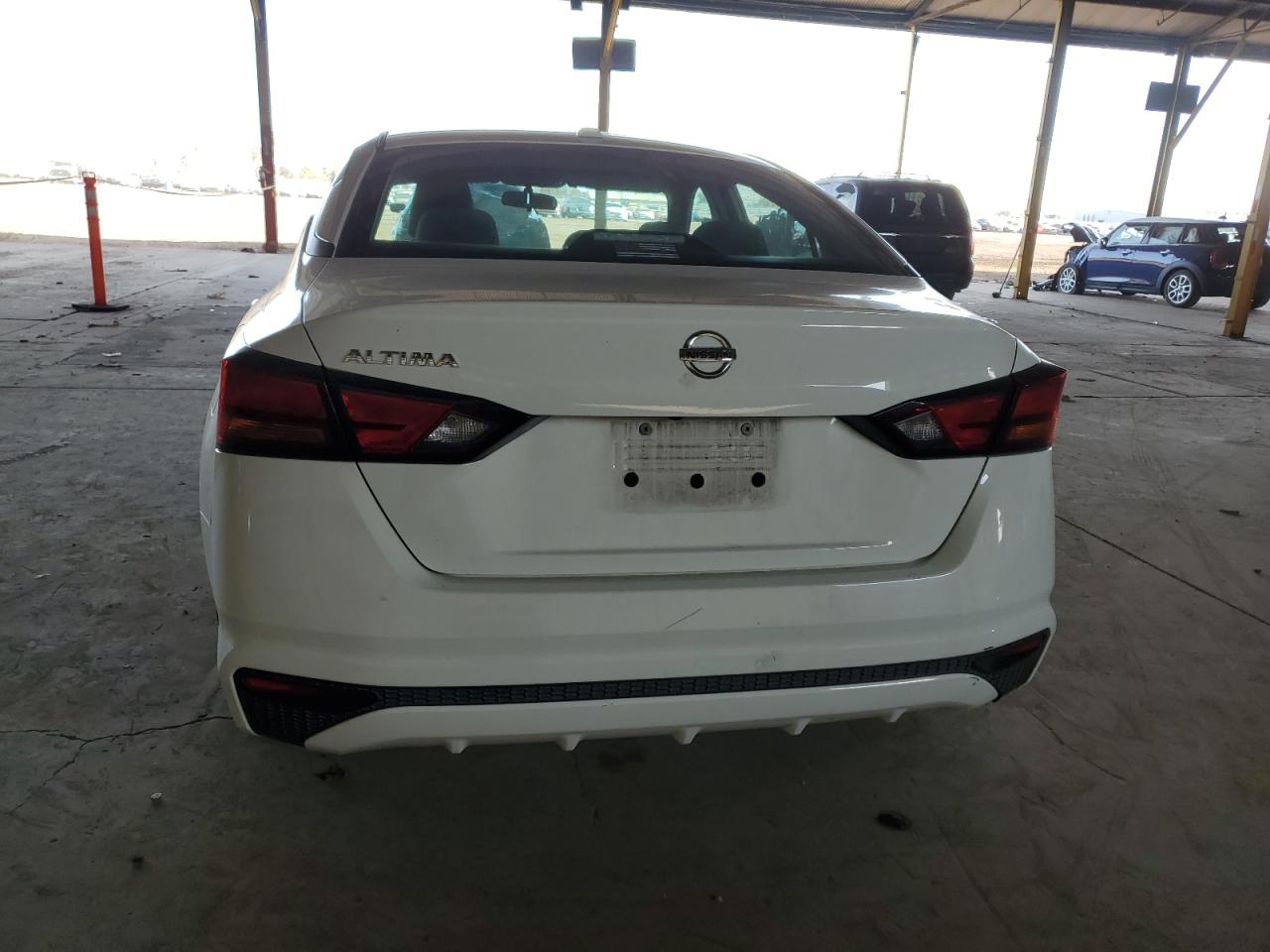 2019 Nissan Altima - Image 6