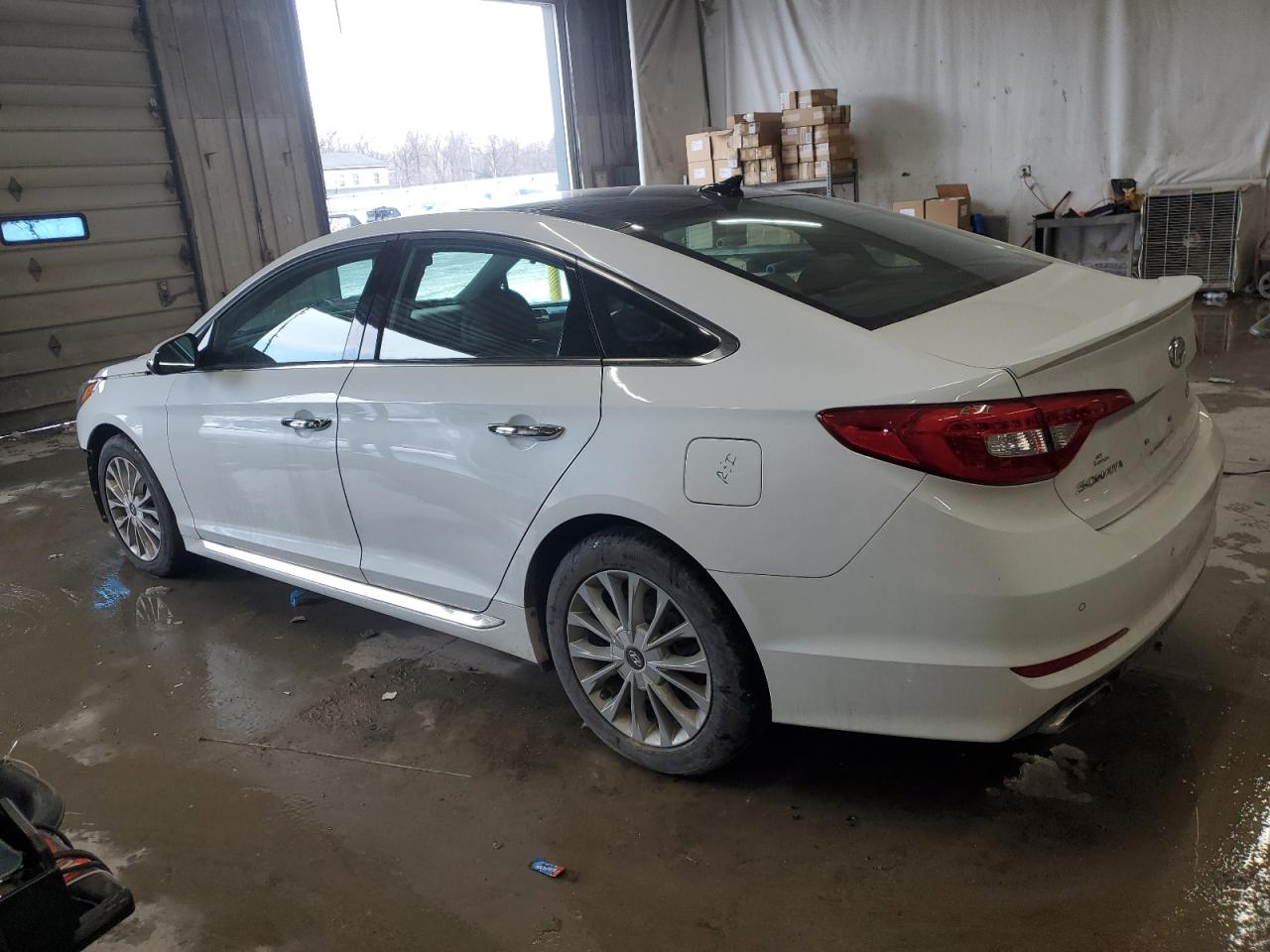 2015 Hyundai Sonata - Image 2
