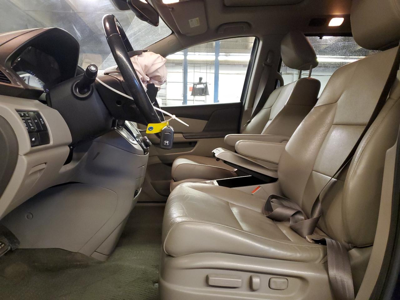 2017 Honda Odyssey - Image 7