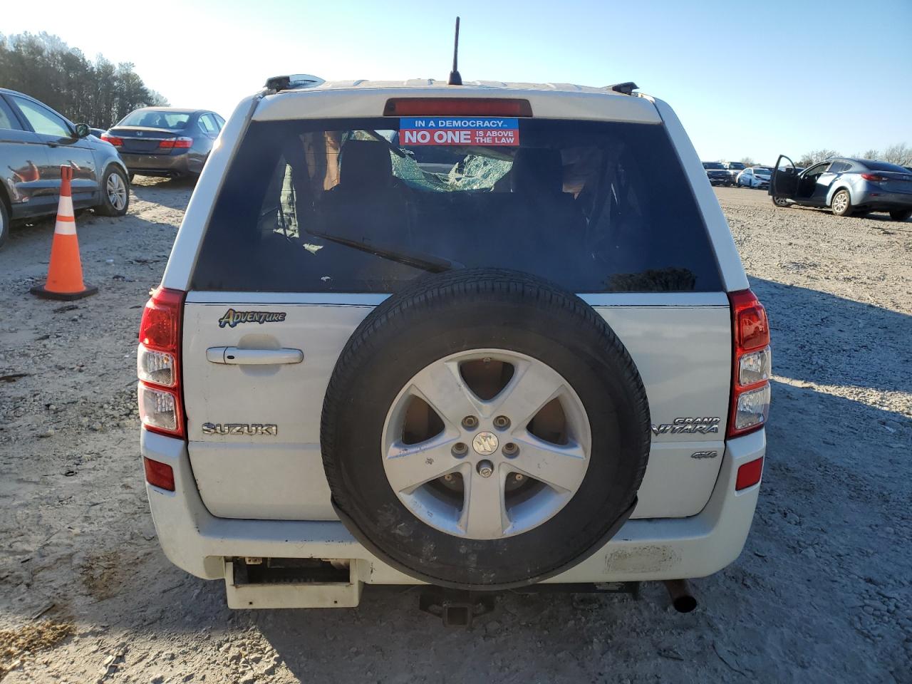 2009 Suzuki Grand Vitara - Image 6