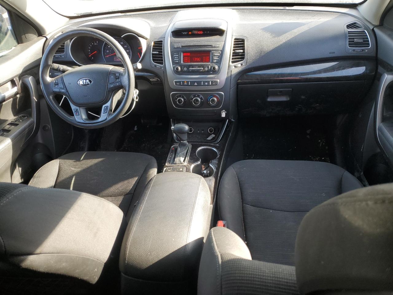 2015 Kia Sorento - Image 8