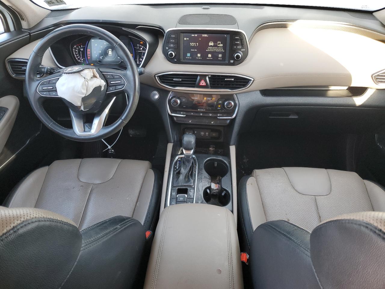 2020 Hyundai Santa Fe - Image 8