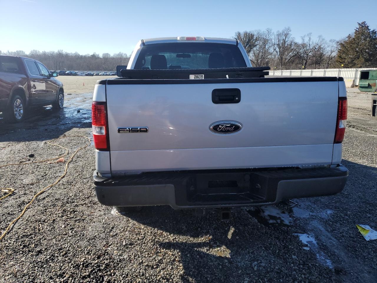 2005 Ford F-150 - Image 6