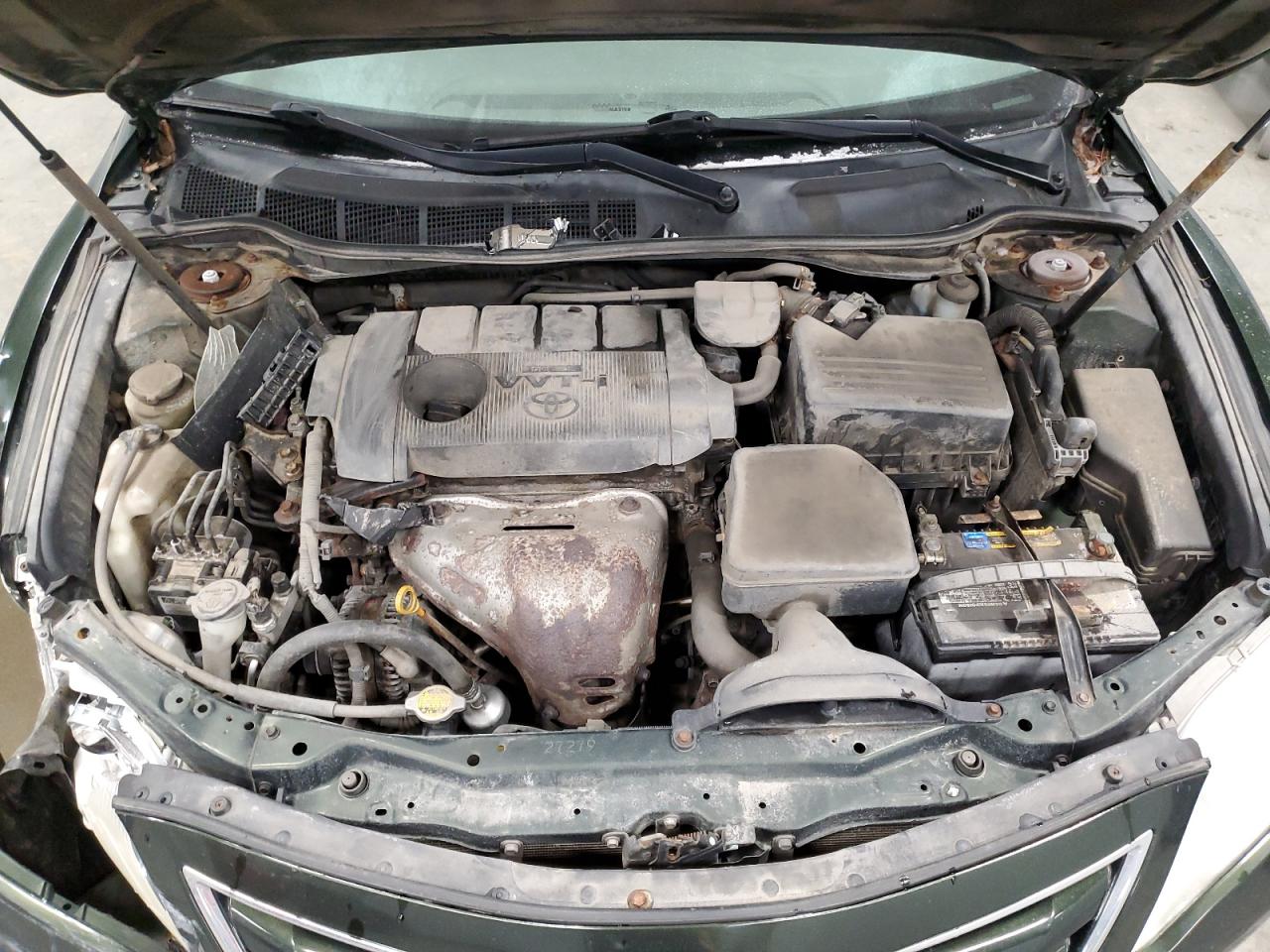 2011 Toyota Camry - Image 12