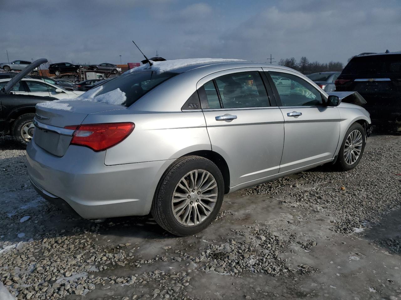 2011 Chrysler 200 - Image 3