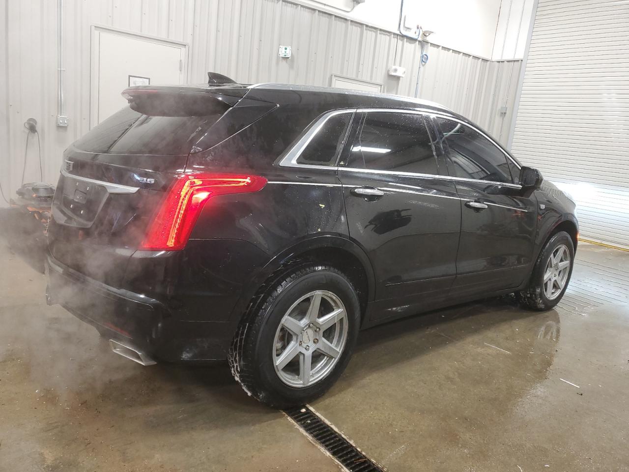 2017 Cadillac XT5 - Image 3