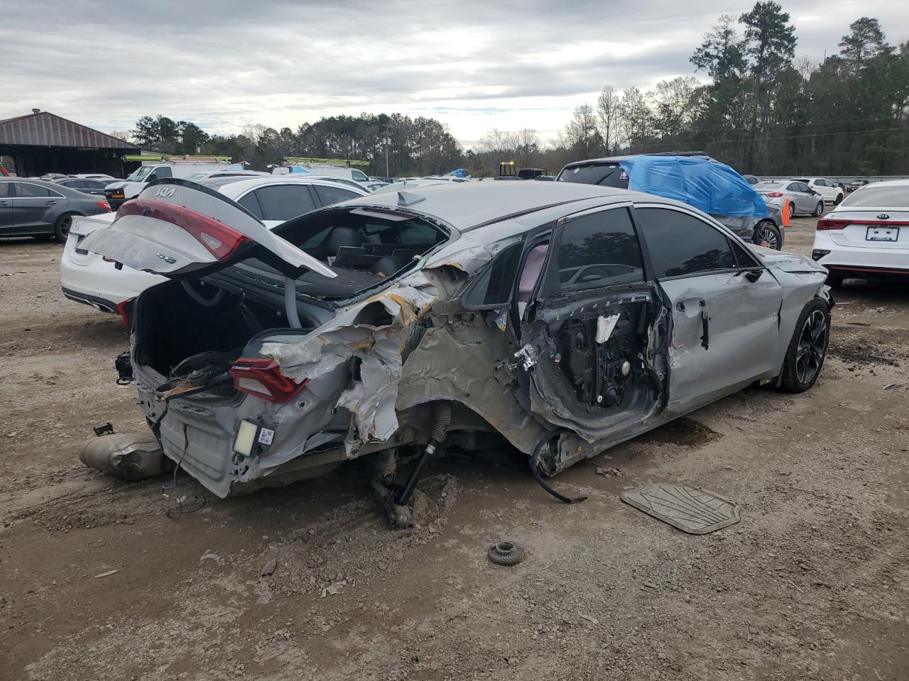 2022 Kia K5 - Image 3