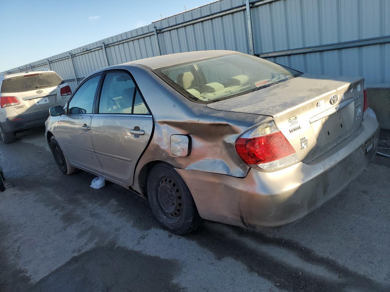 2006 Toyota Camry - Image 2