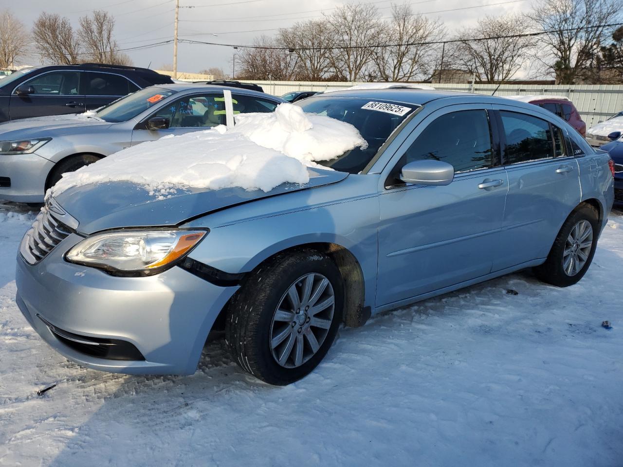 2013 Chrysler 200 Touring