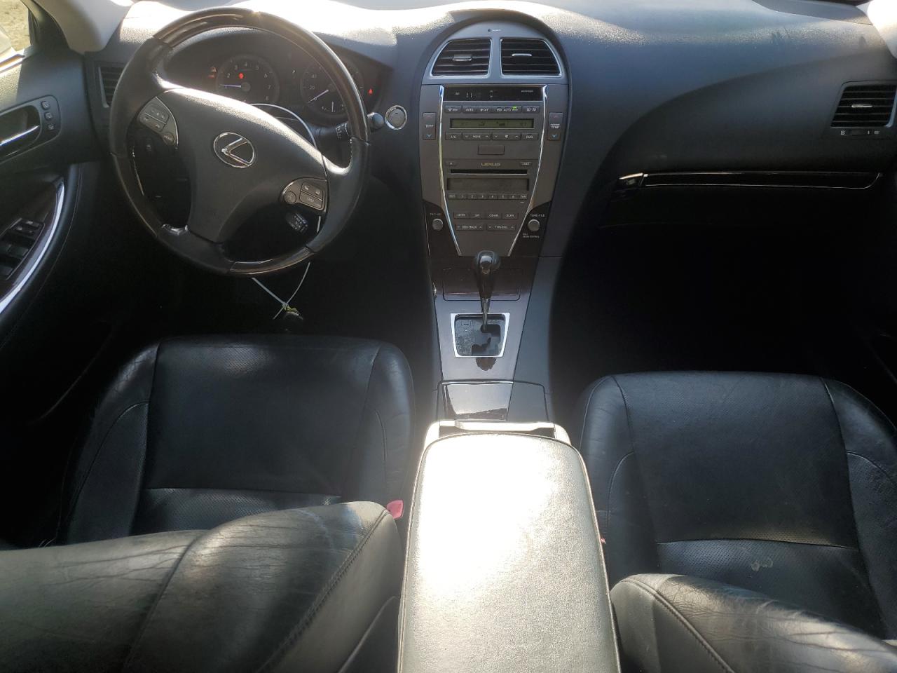2012 Lexus ES - Image 8