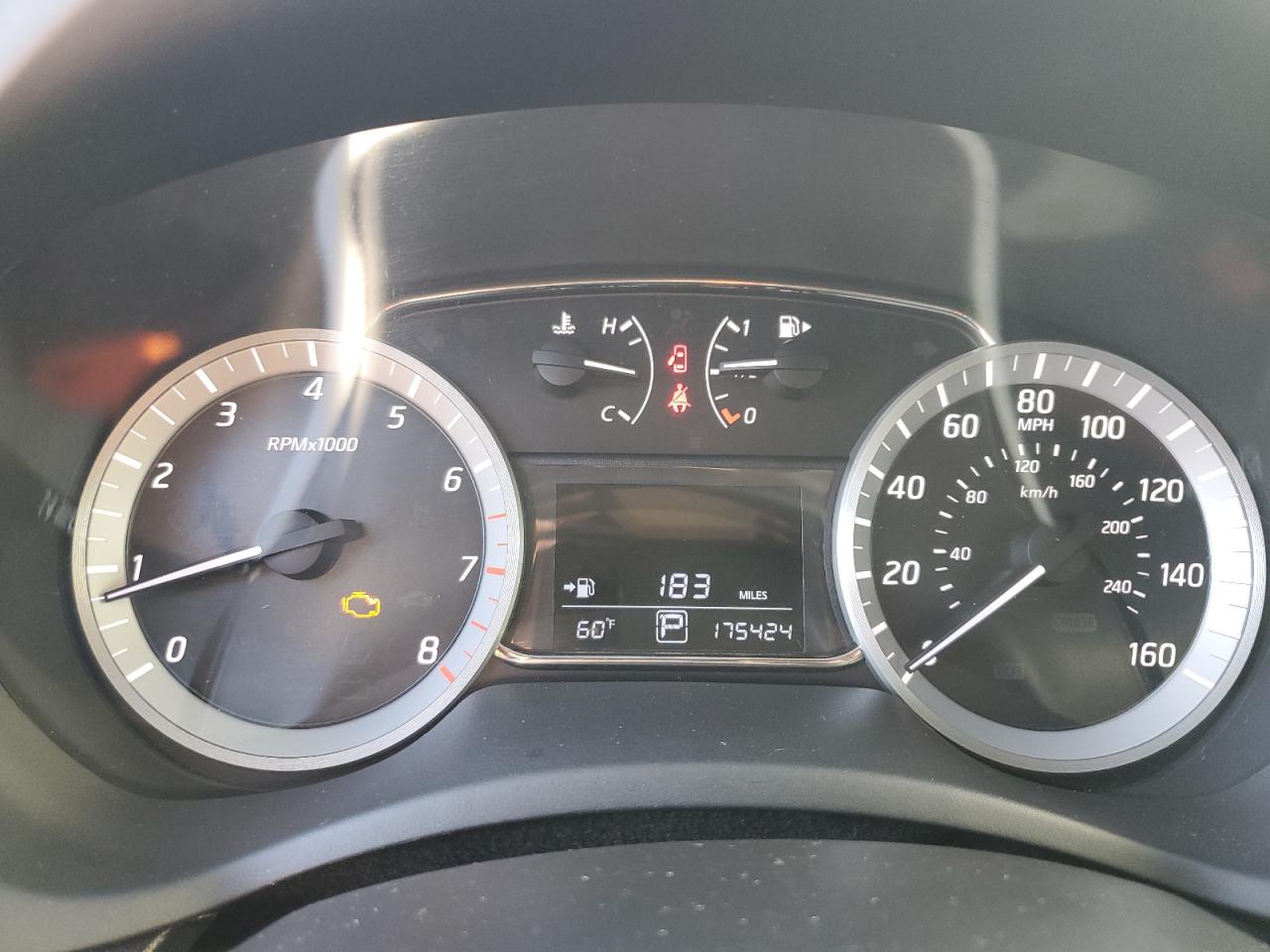 2014 Nissan Sentra - Image 9