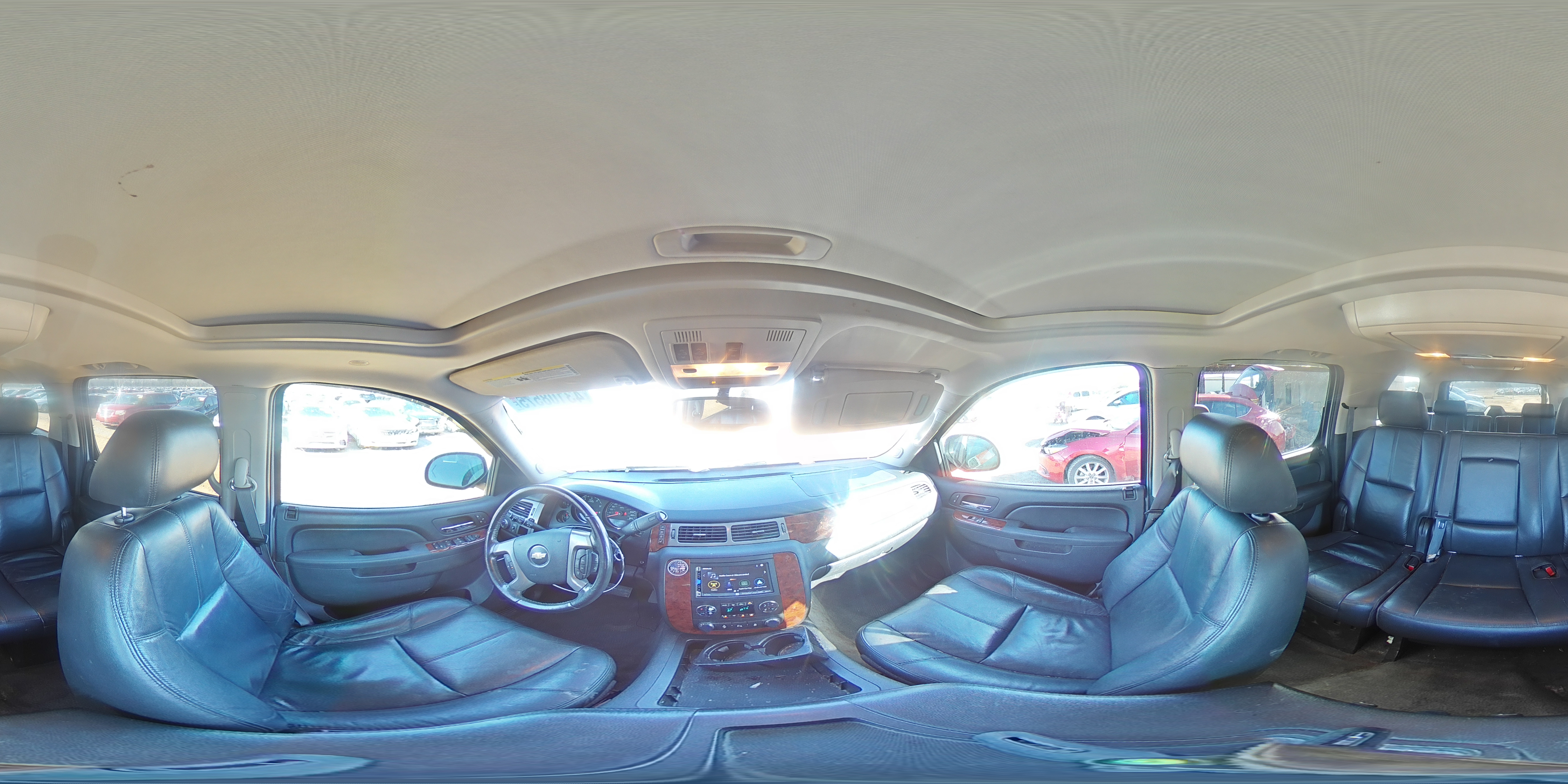 2012 Chevrolet Suburban - Image 15