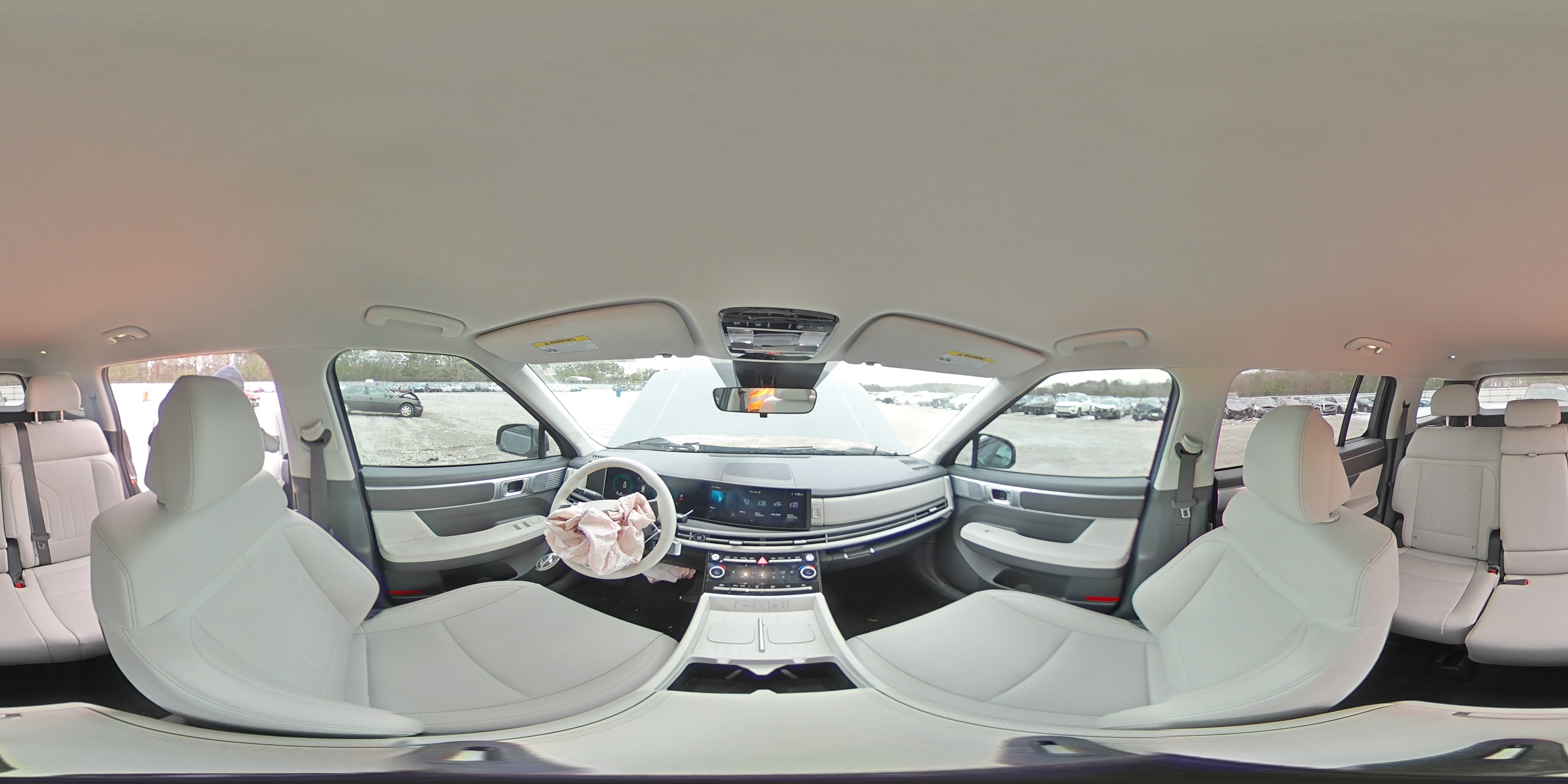 2024 Hyundai Santa Fe - Image 13