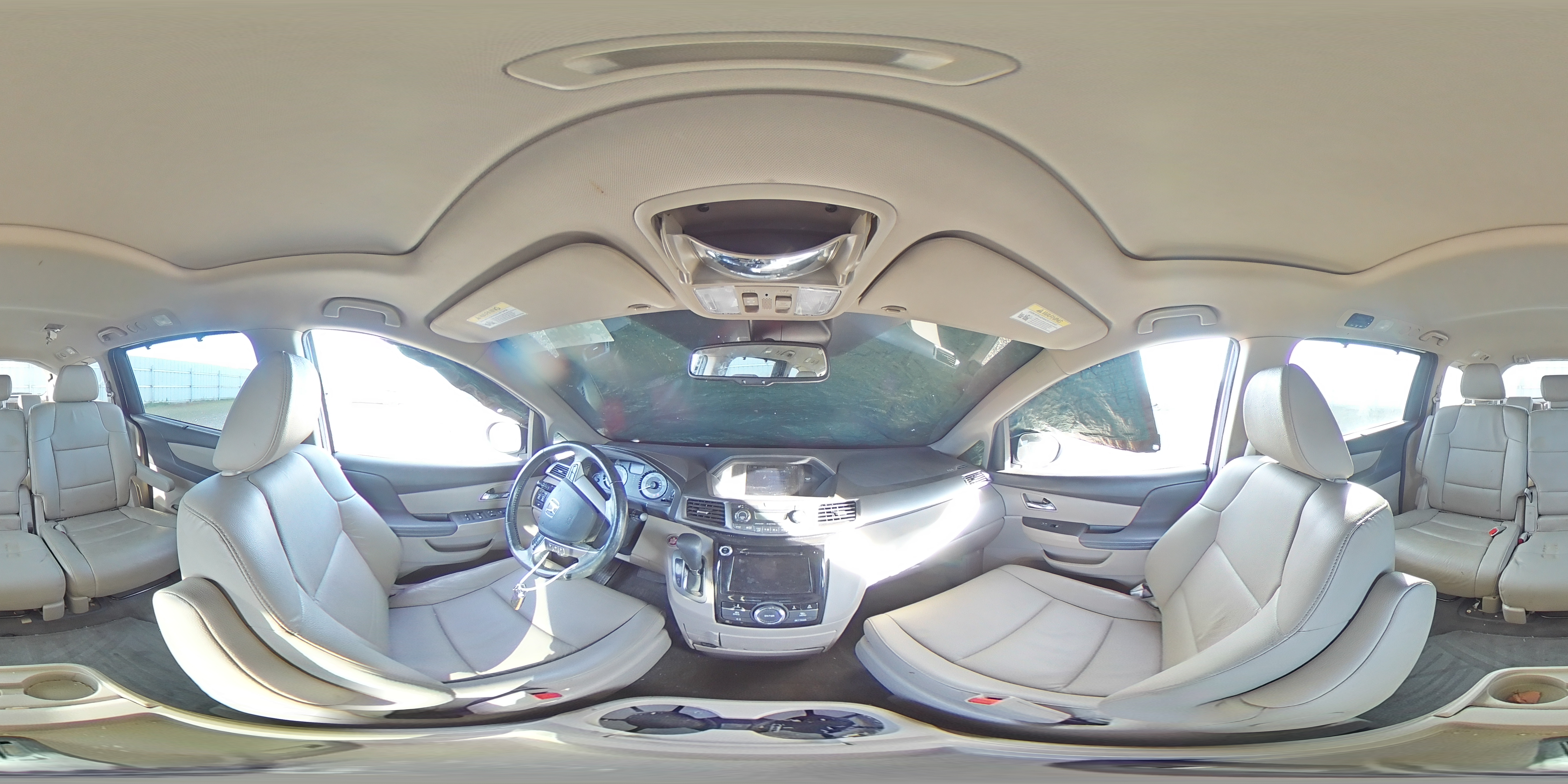 2016 Honda Odyssey - Image 14