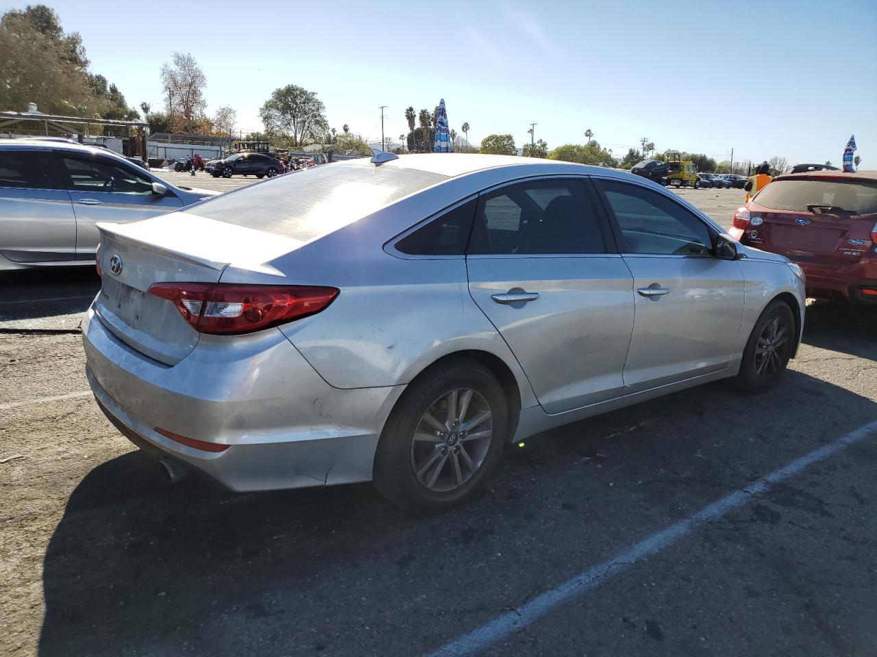2016 Hyundai Sonata - Image 3