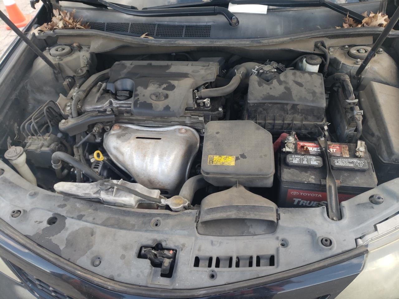 2012 Toyota Camry - Image 11