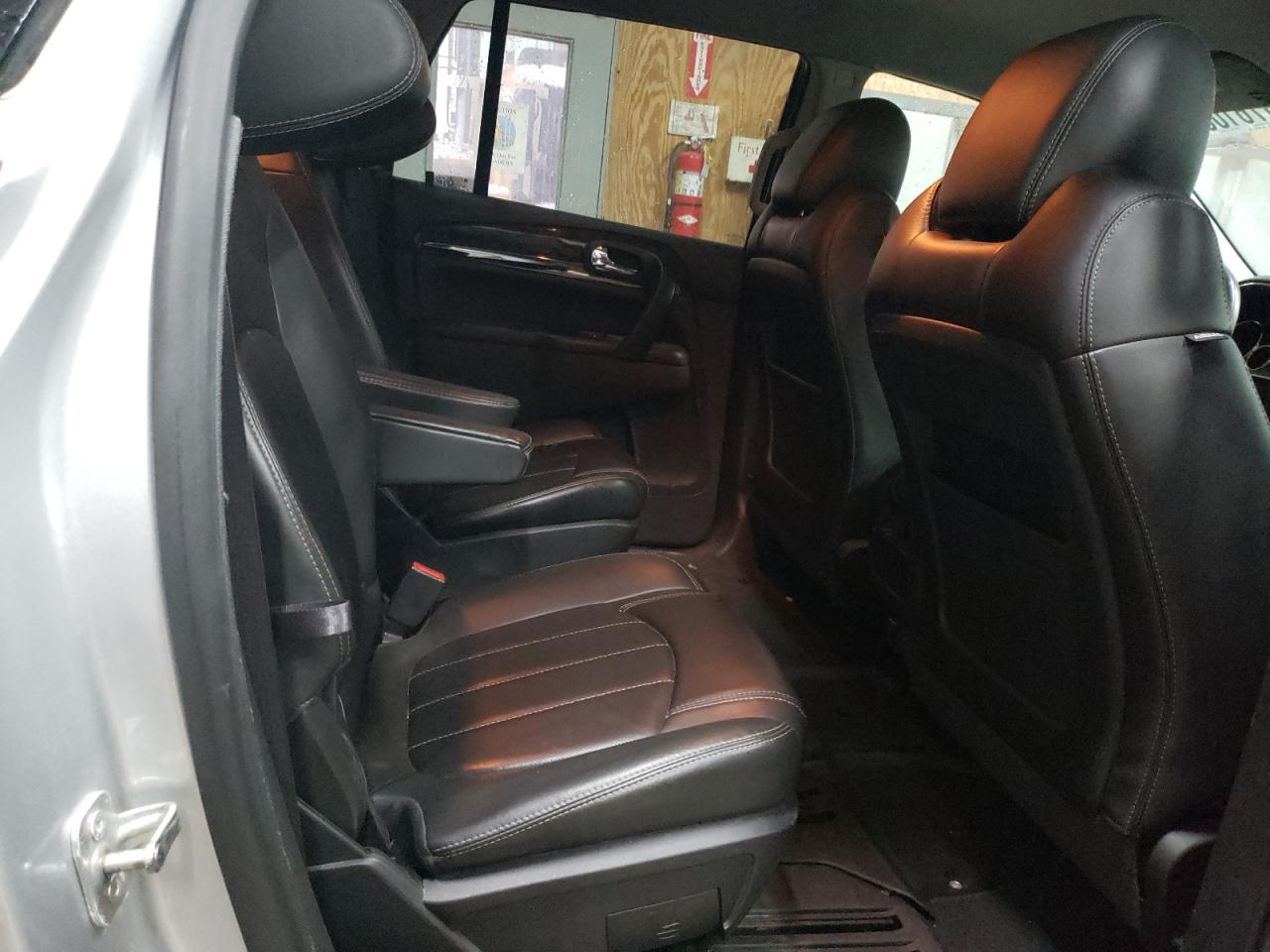 2015 Buick Enclave - Image 11