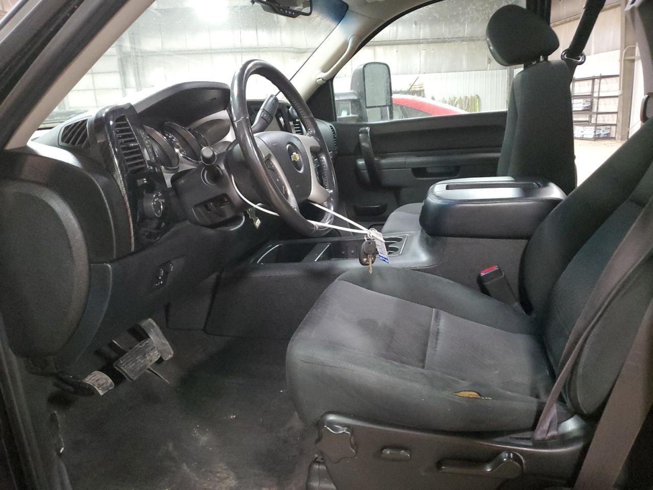 2011 Chevrolet Silverado - Image 7