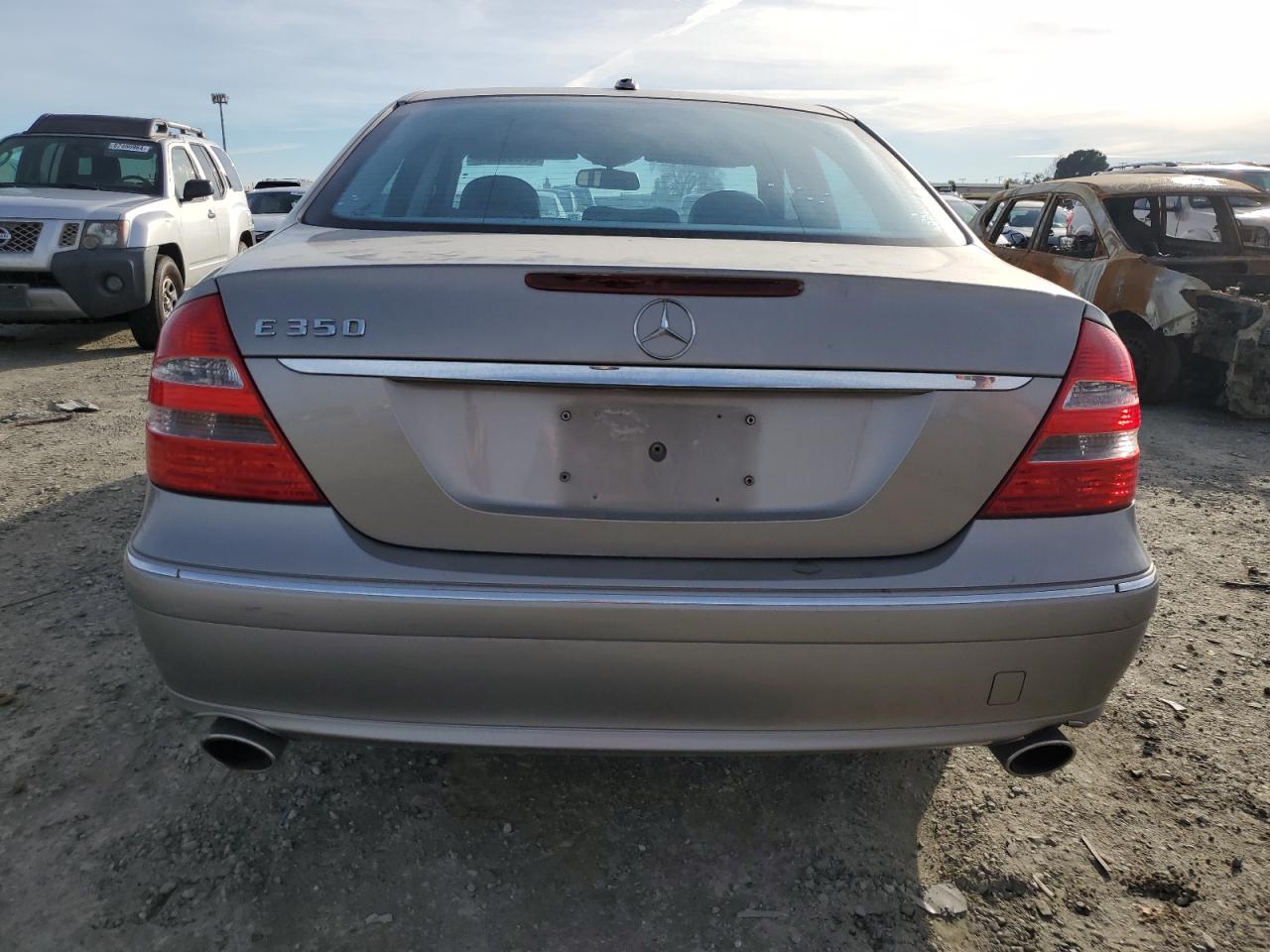 2007 Mercedes-Benz E 350 VIN: WDBUF56X37A992235 Lot: 87336294