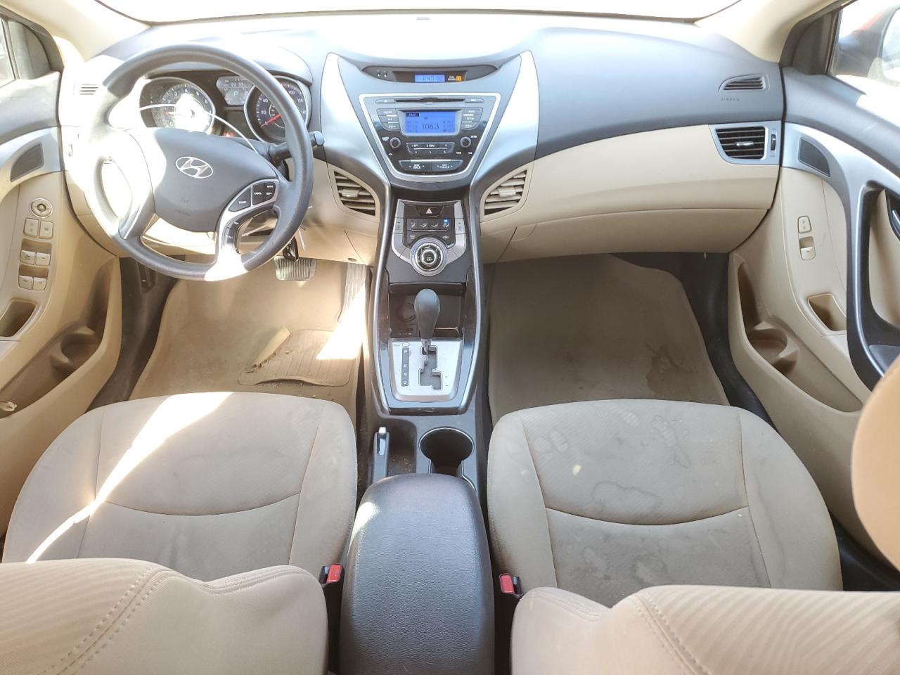 2013 Hyundai Elantra - Image 8