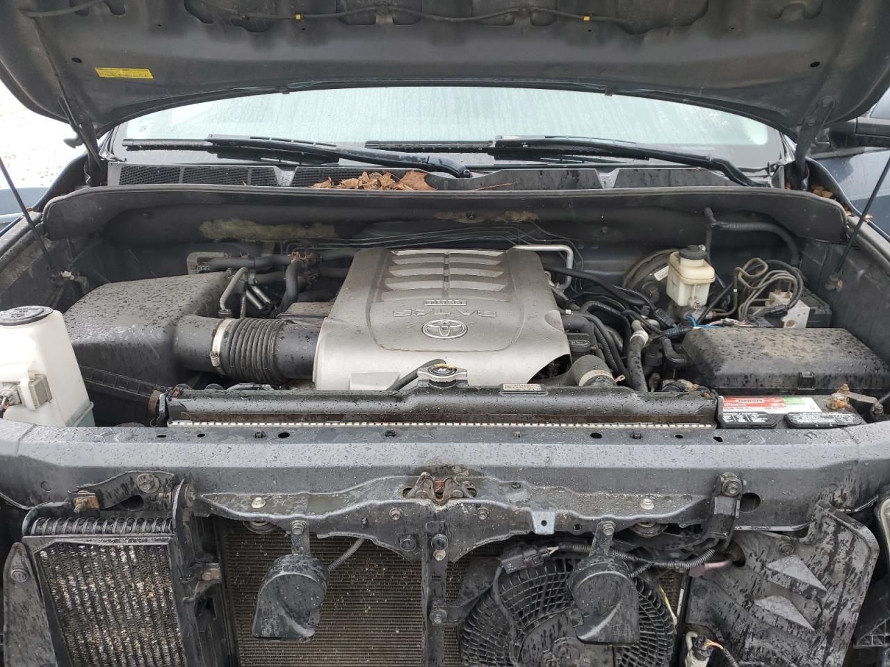 2008 Toyota Sequoia - Image 11
