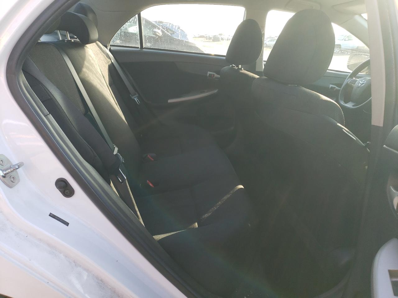 2011 Toyota Corolla Base VIN: 2T1BU4EE1BC573703 Lot: 88143925