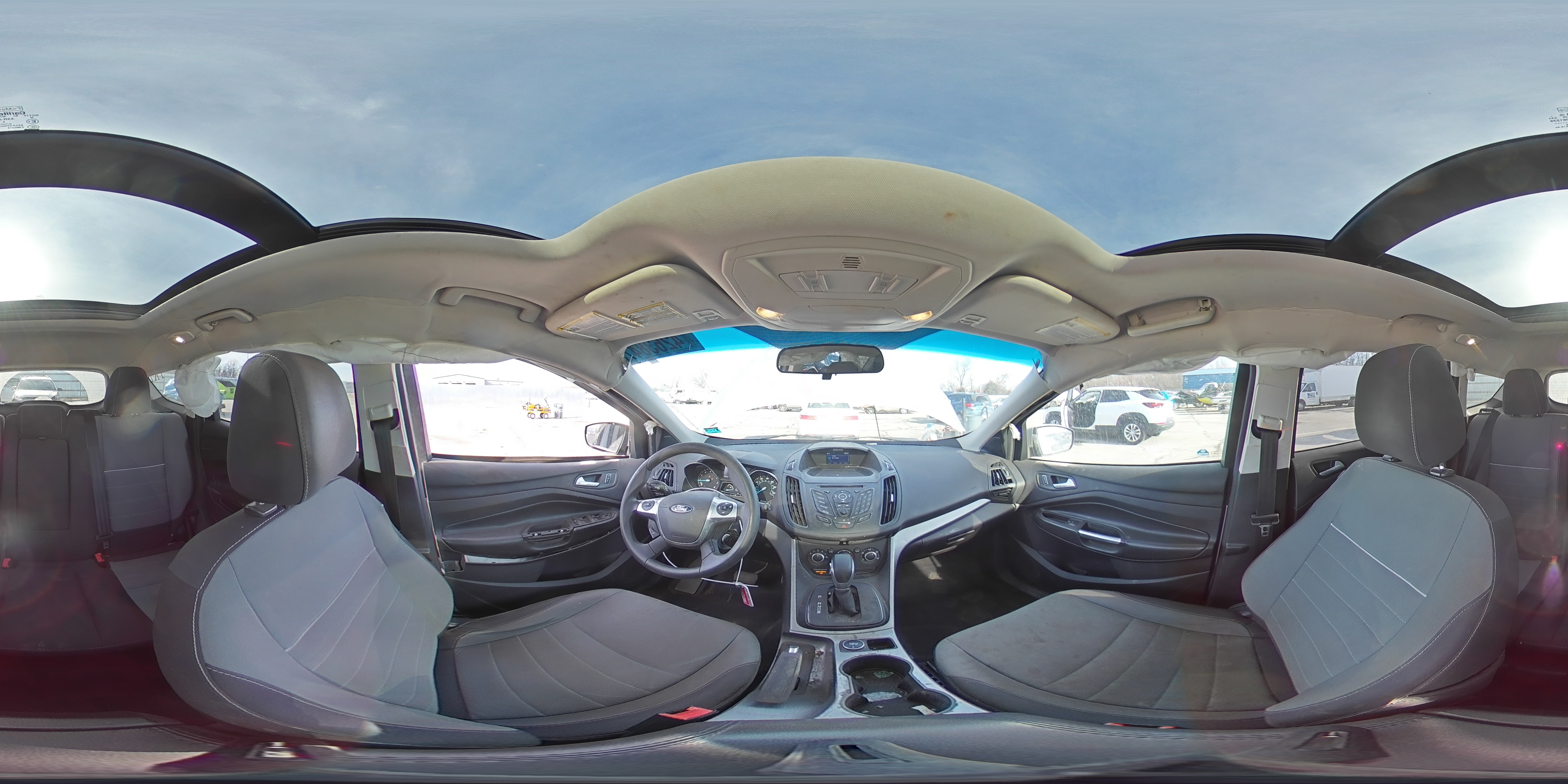 2015 Ford Escape - Image 13