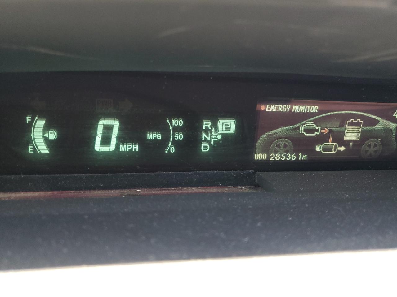 2012 Toyota Prius - Image 9