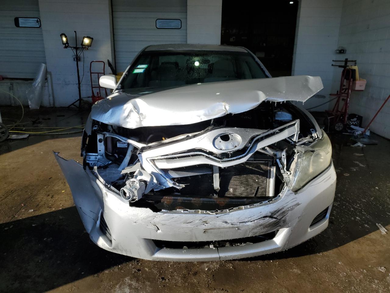 2011 Toyota Camry - Image 5