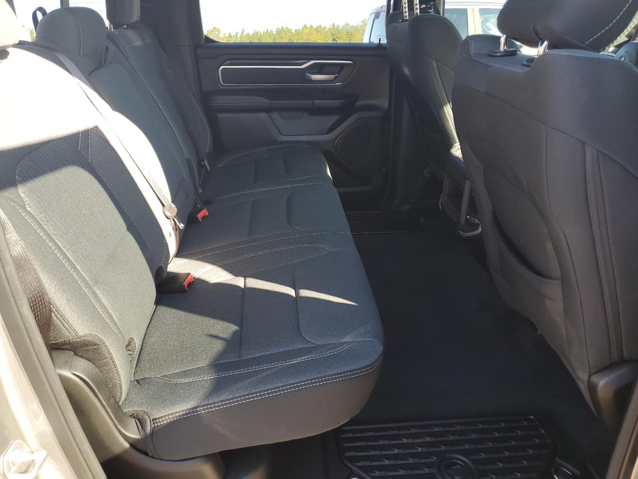 2022 RAM 1500 - Image 10
