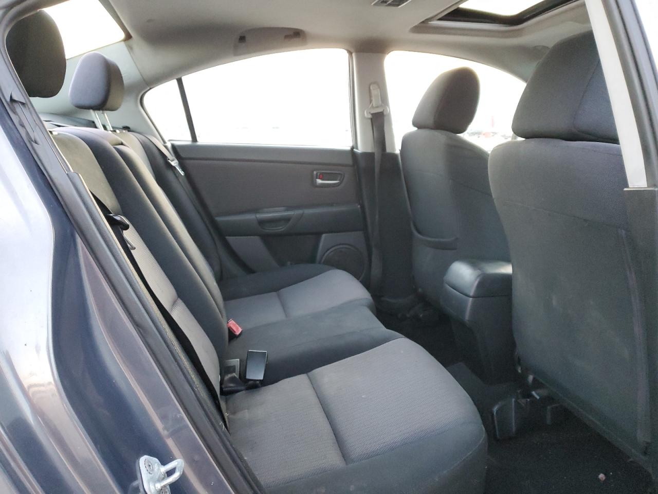 2008 Mazda 3 - Image 10