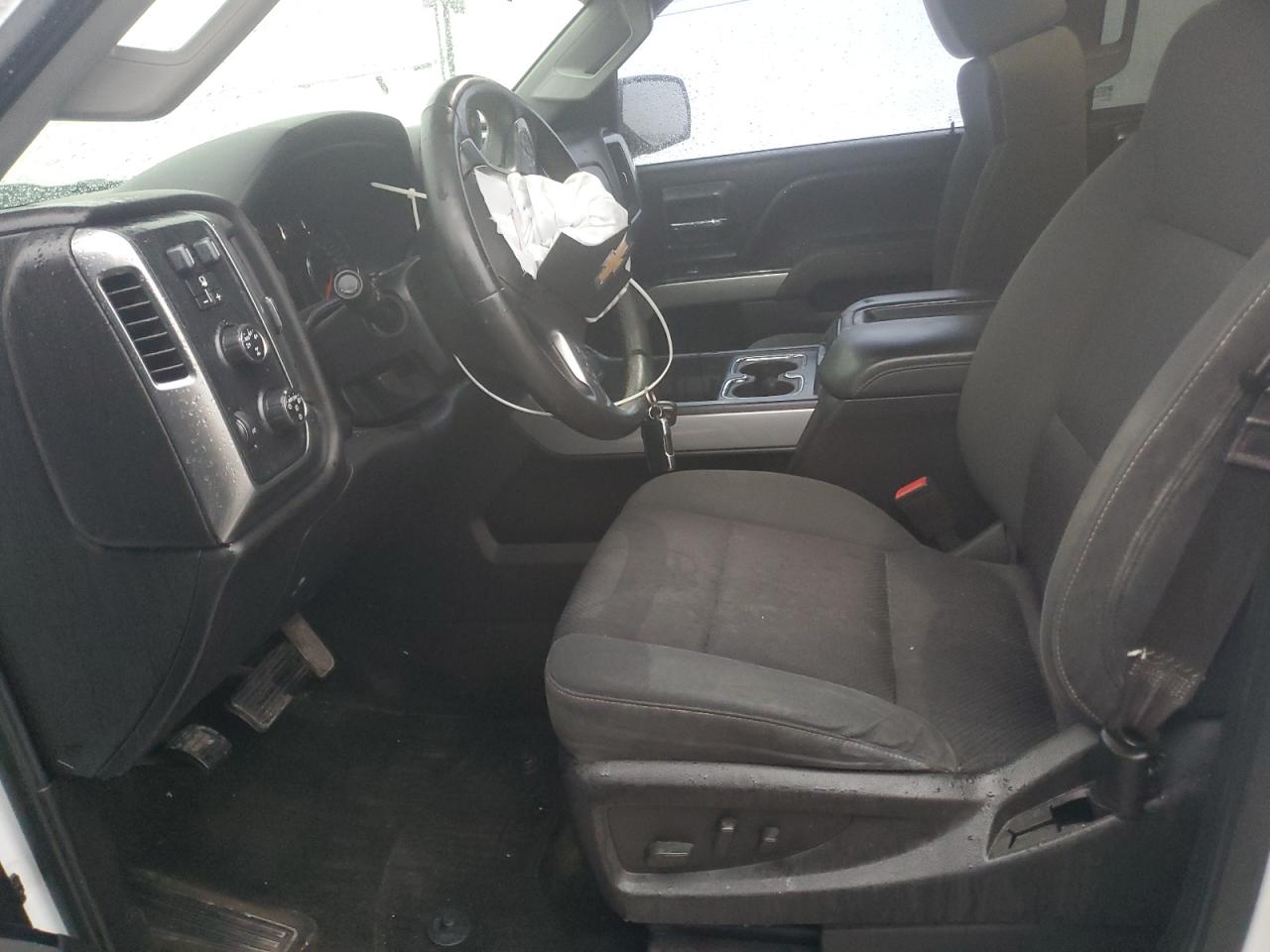 2015 Chevrolet Silverado - Image 7