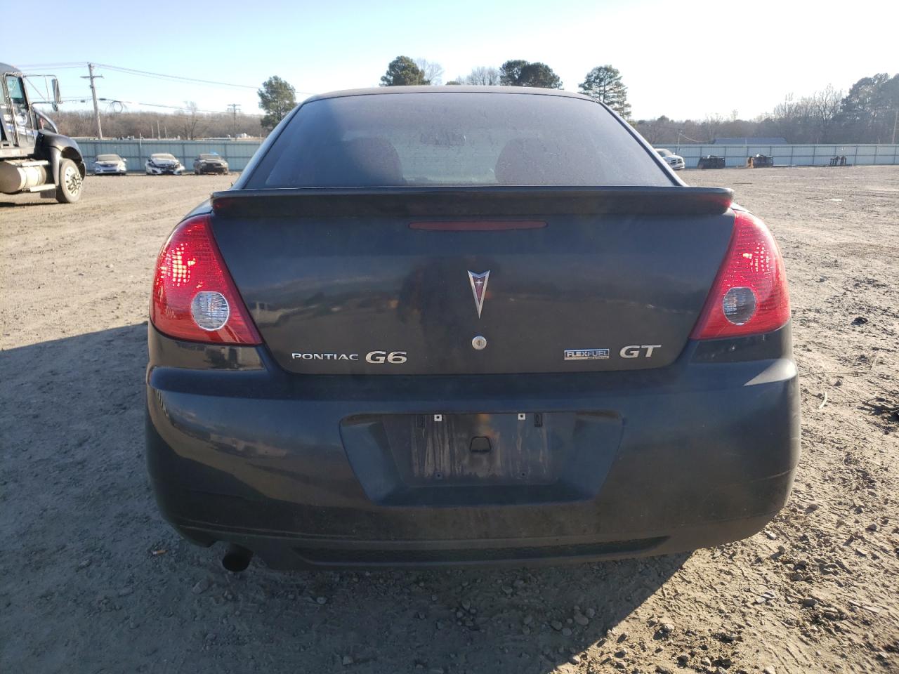 2010 Pontiac G6 - Image 6