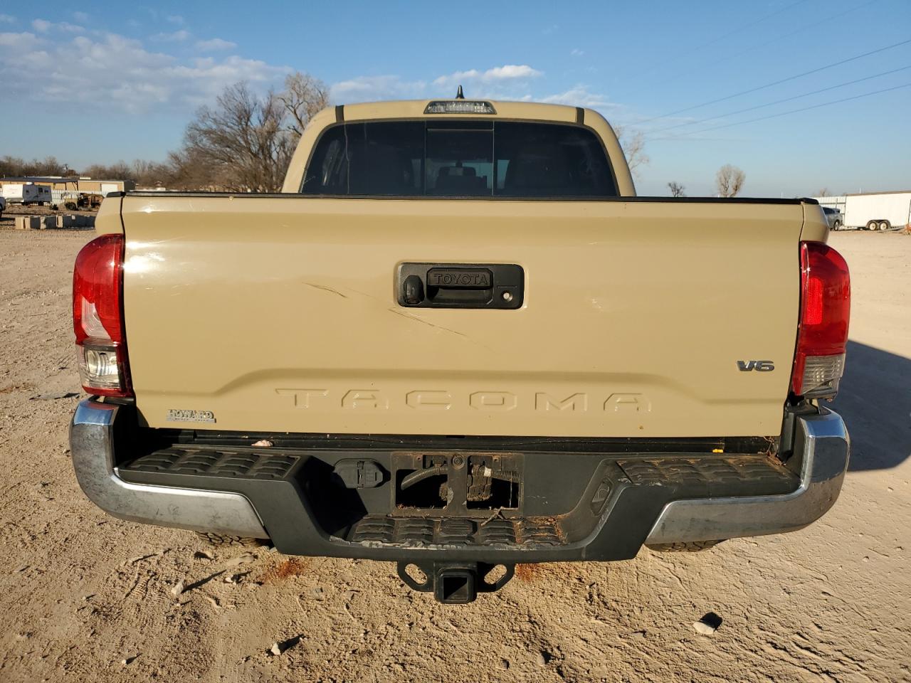 2017 Toyota Tacoma - Image 6