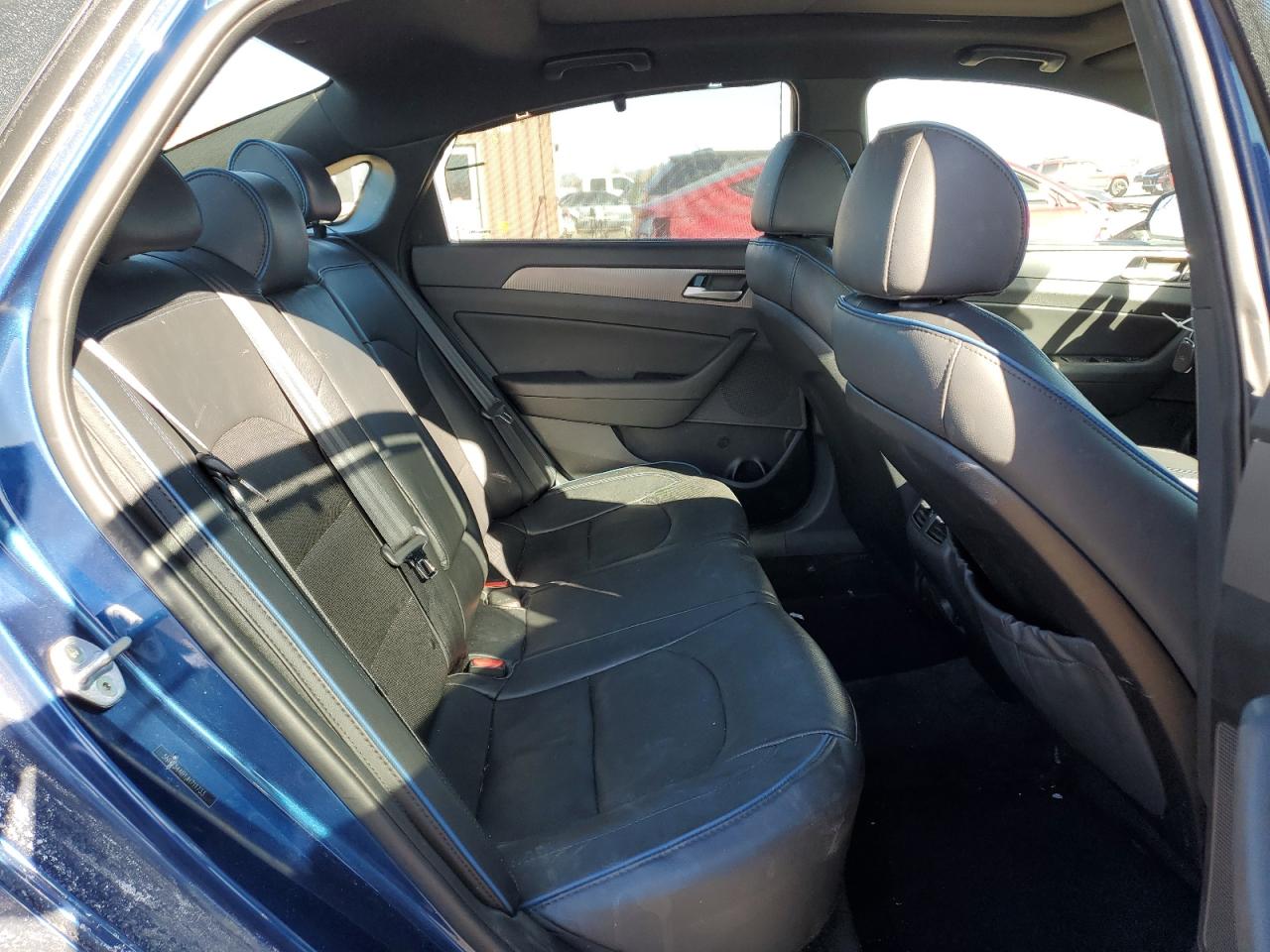 2018 Hyundai Sonata - Image 11