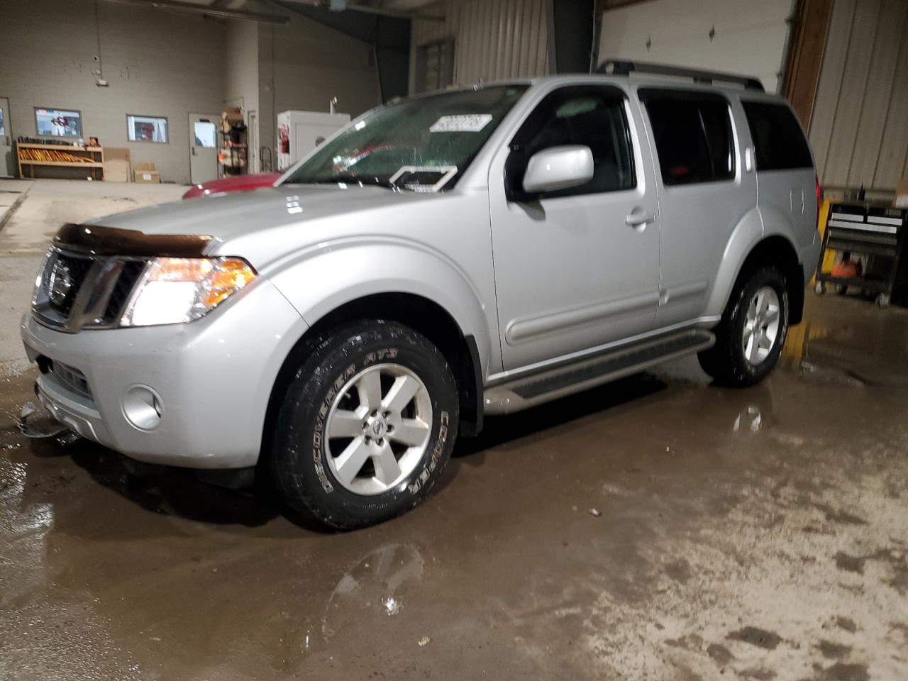 2012 Nissan Pathfinder S na sprzedaż w West Mifflin, PA - Front End