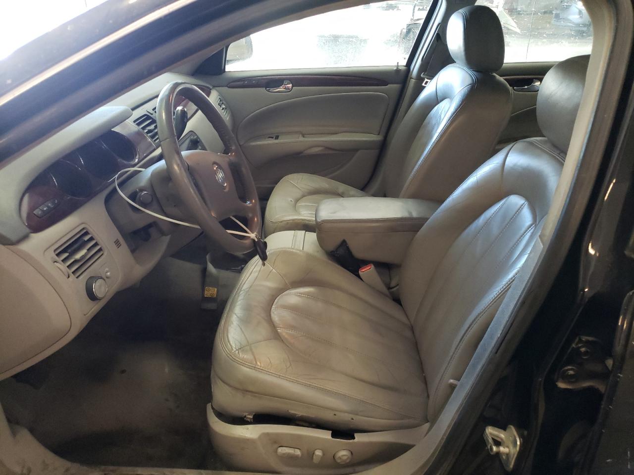 2006 Buick Lucerne - Image 7