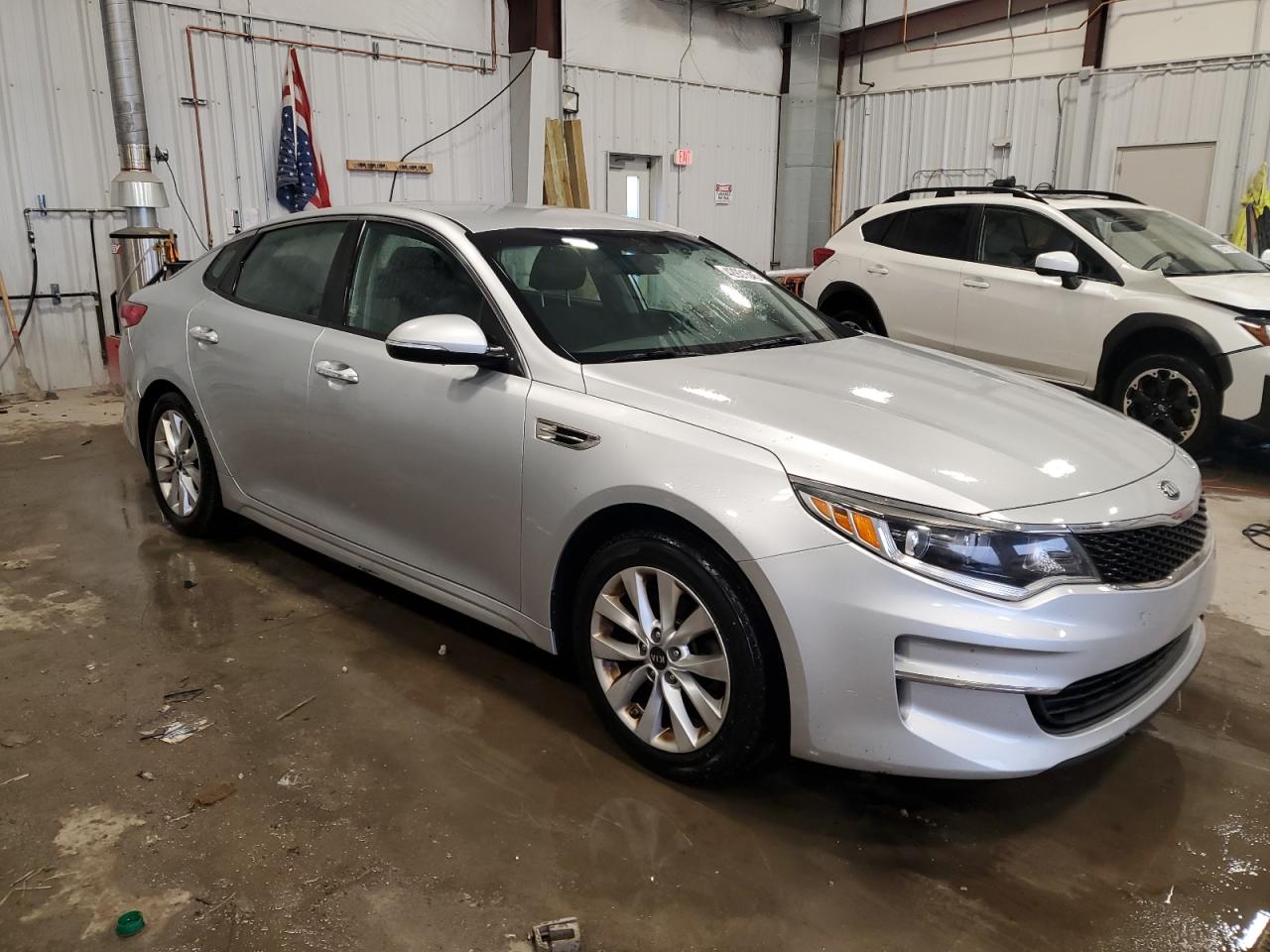 2016 Kia Optima - Image 4