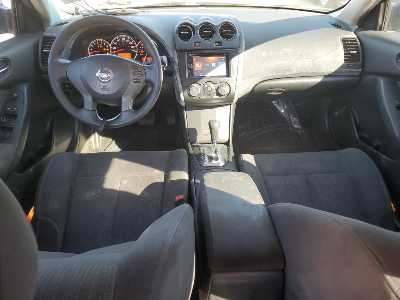 2010 Nissan Altima - Image 8