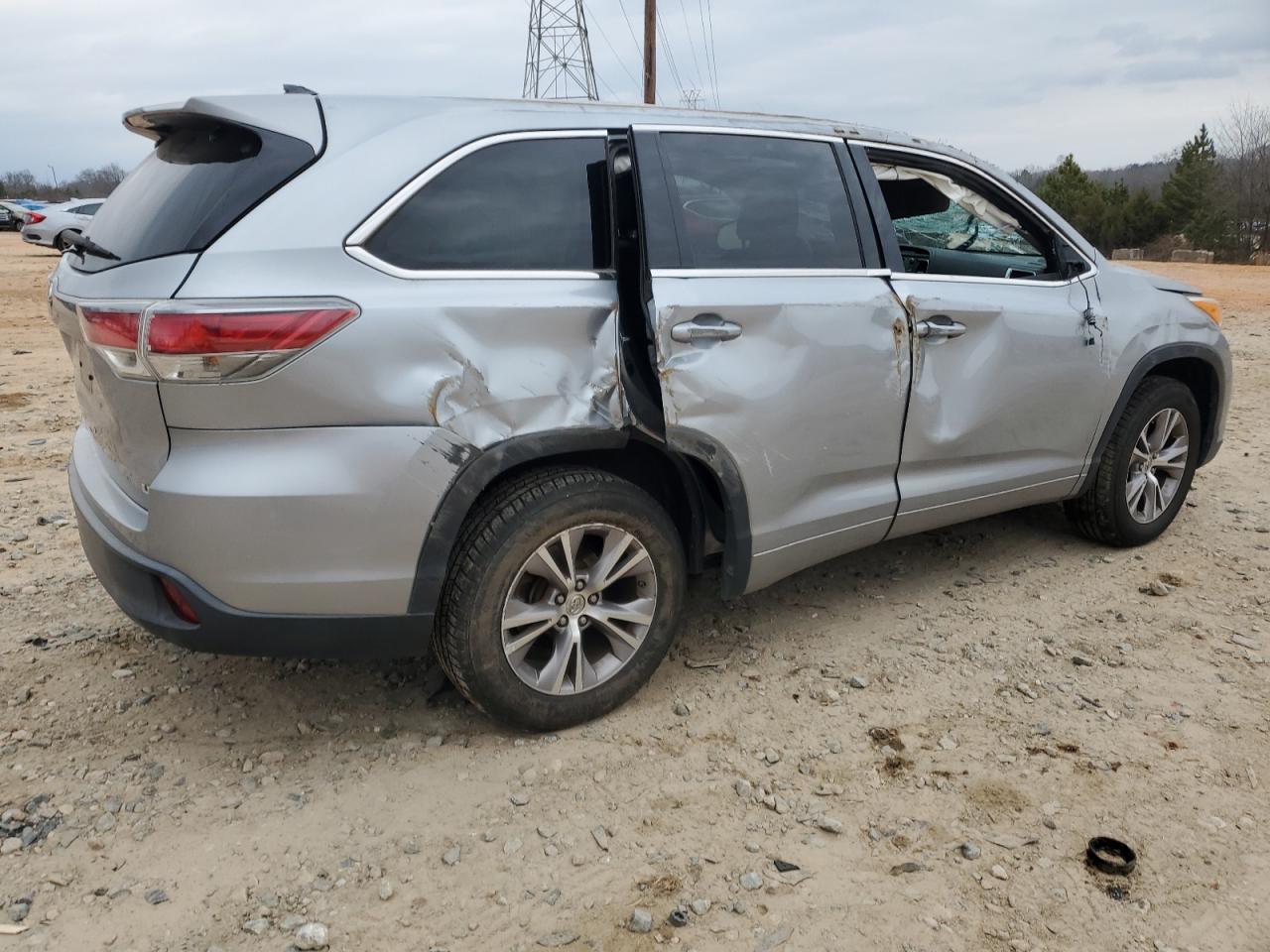 2014 Toyota Highlander - Image 3