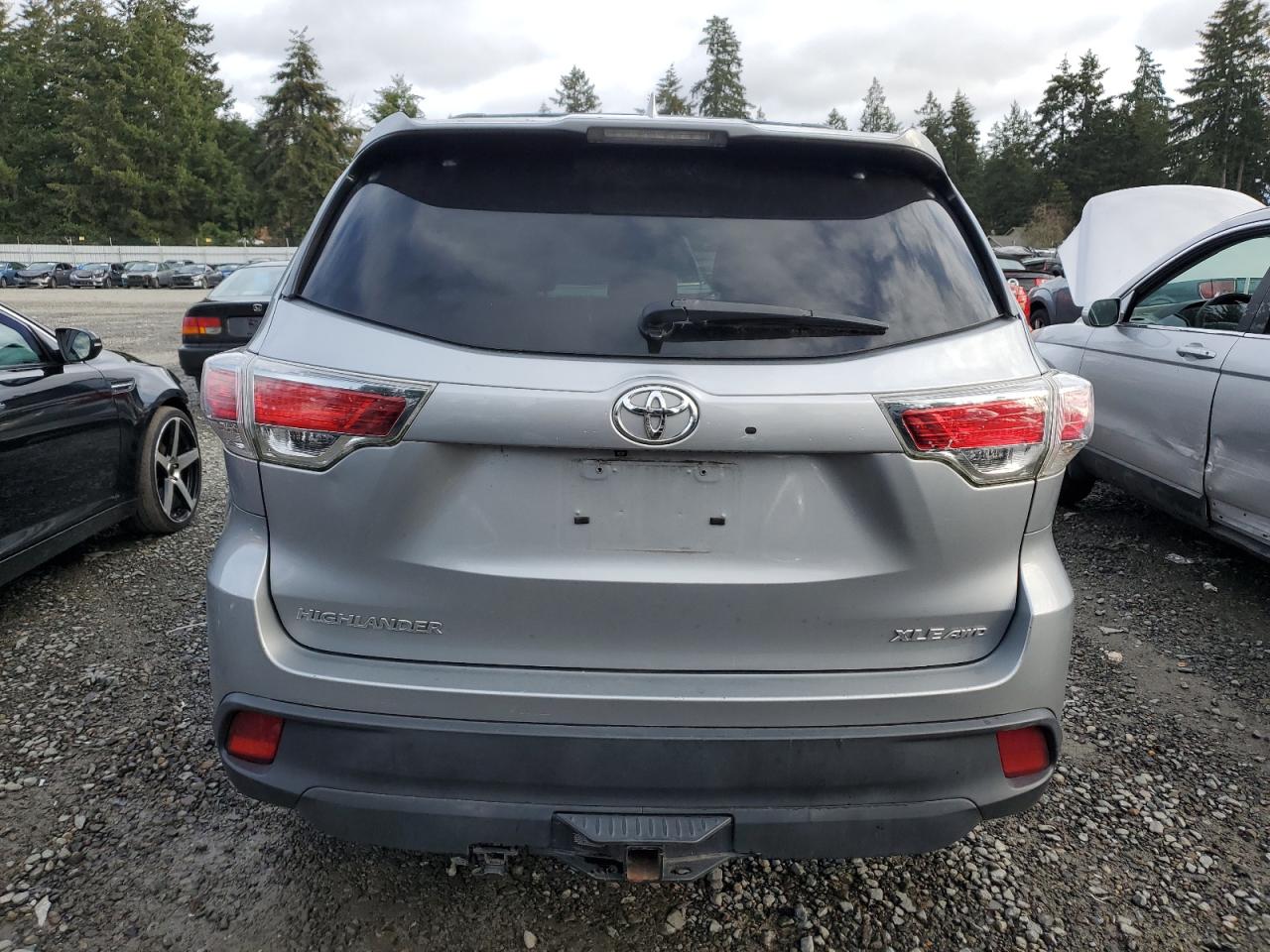 VIN 5TDJKRFH6FS103011 2015 TOYOTA HIGHLANDER no.6