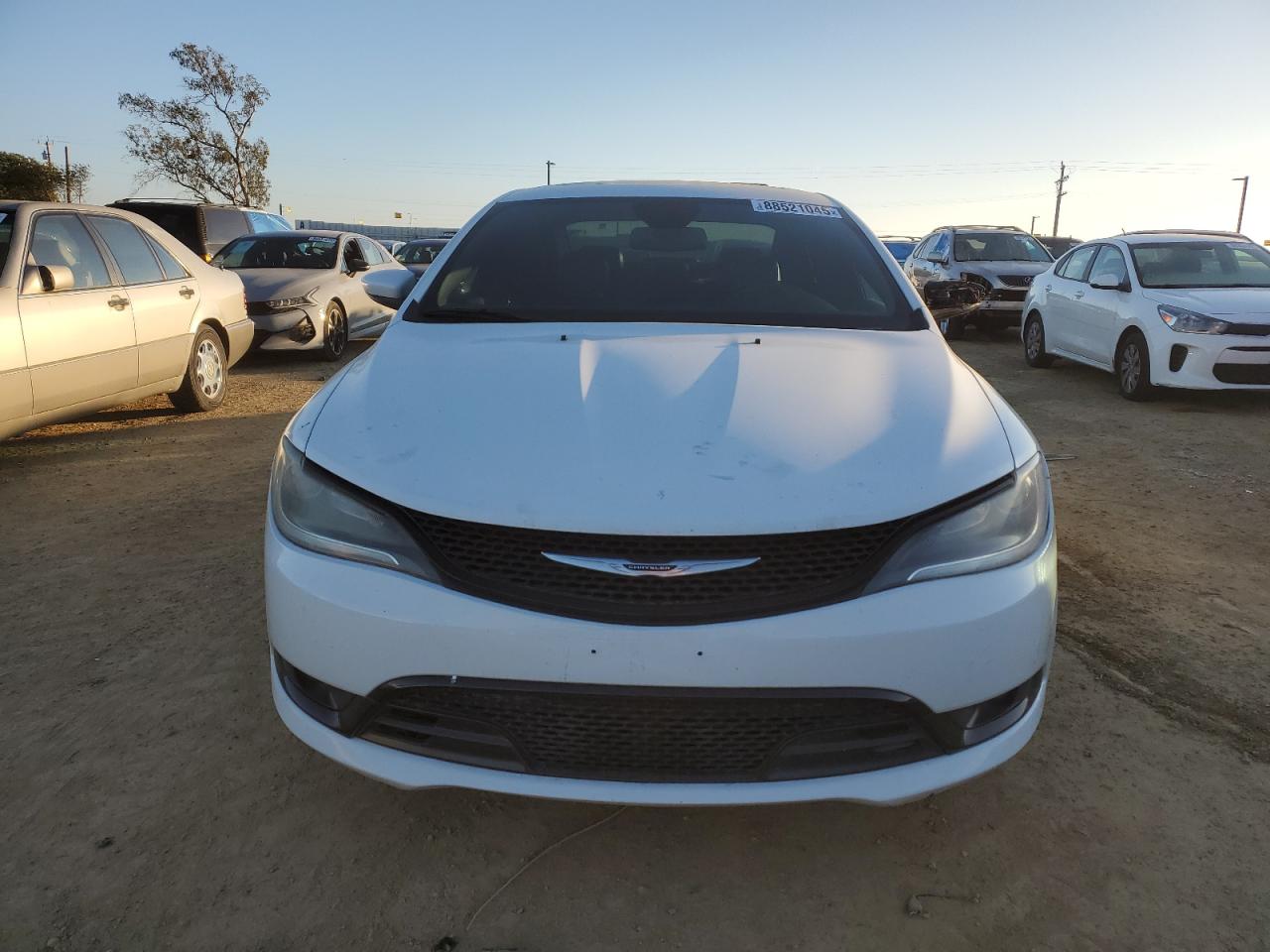 2016 Chrysler 200 - Image 5