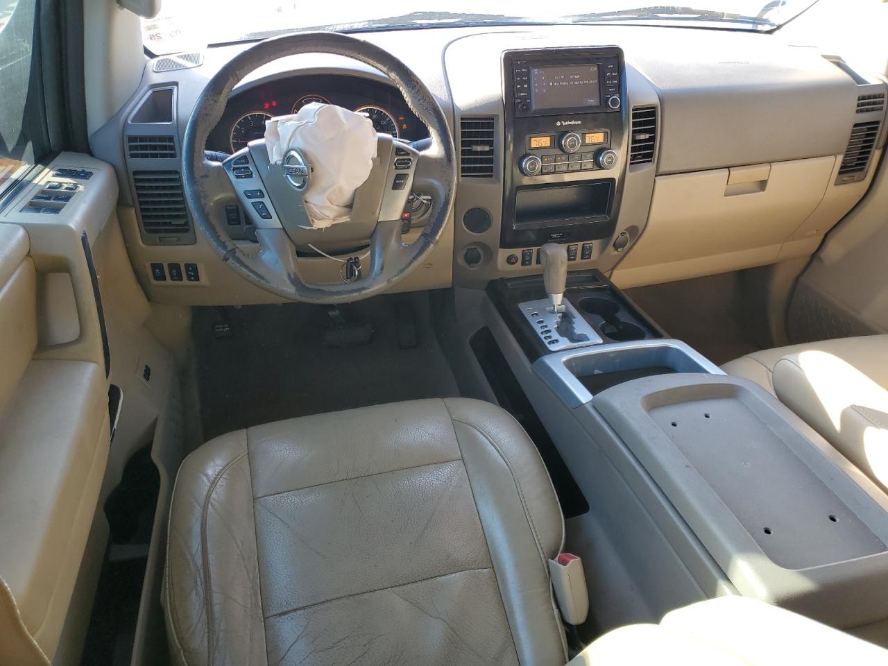 2013 Nissan Titan - Image 8