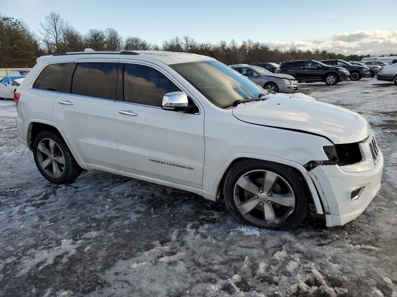 2015 Jeep Grand Cherokee - Image 4