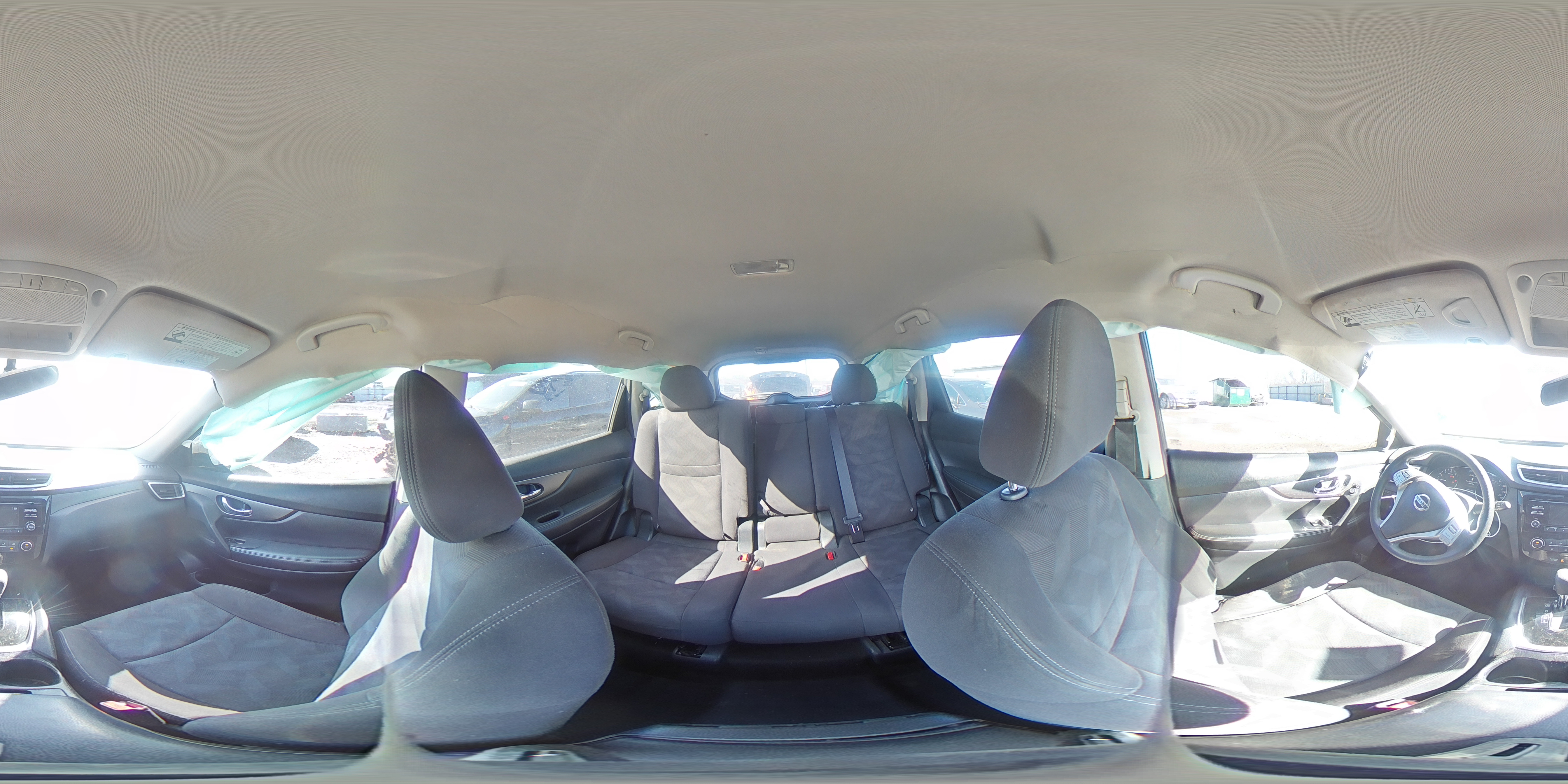 2016 Nissan Rogue - Image 16