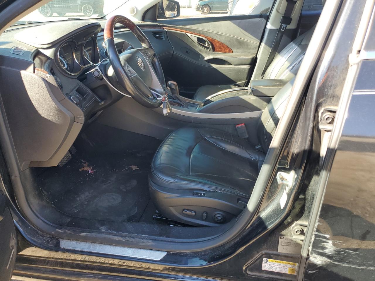 2011 Buick LaCrosse - Image 7