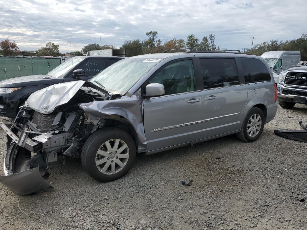 2016 CHRYSLER MINIVAN